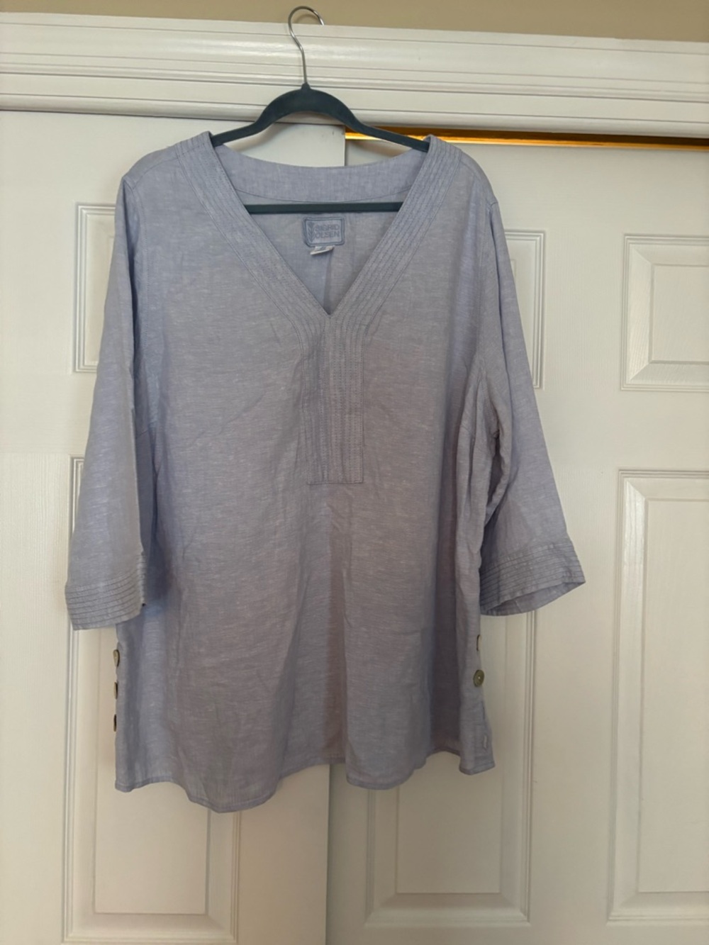 Sigrid Olsen Light Blue V-Neck Tunic with Side Button Detail - Picture 3 of 11